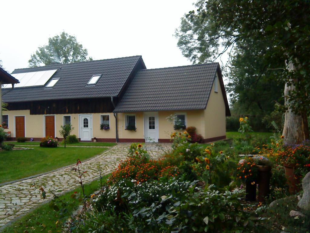 Ferienwohnung Am Storchennest Schmogrow Bagian luar foto