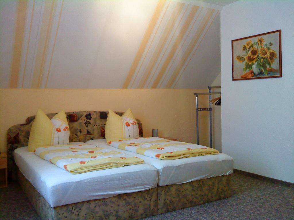 Ferienwohnung Am Storchennest Schmogrow Bagian luar foto