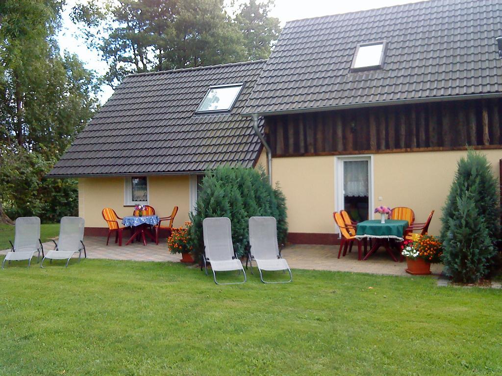 Ferienwohnung Am Storchennest Schmogrow Bagian luar foto