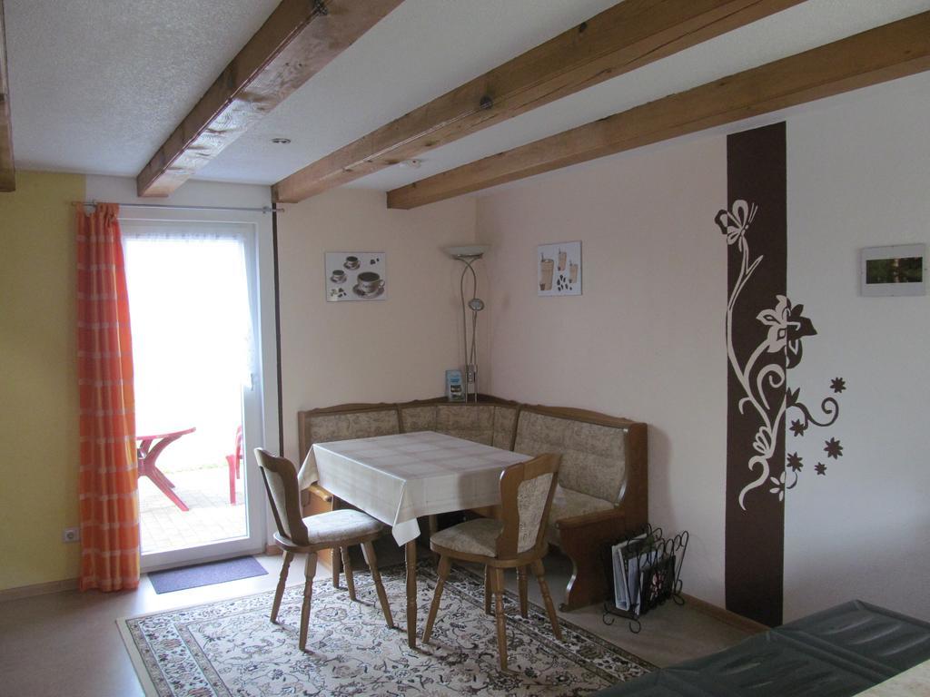 Ferienwohnung Am Storchennest Schmogrow Bagian luar foto